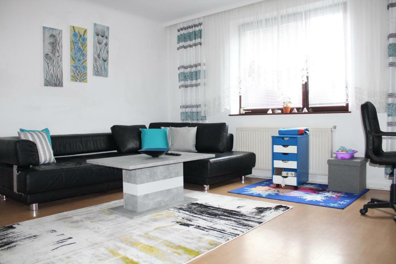 Holiday House Huszar Парндорф Экстерьер фото